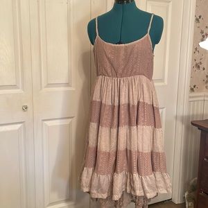 Rancho Estancia dress, size S. Light to dark beige.